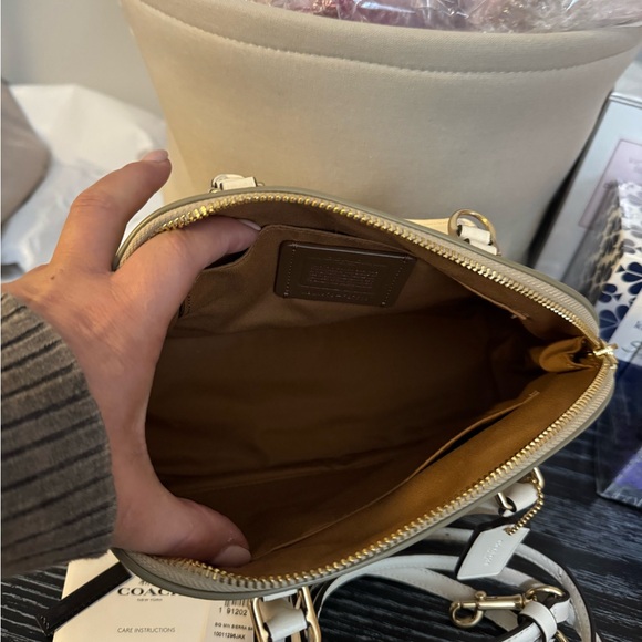 Coach Beige/White Signature Coated Canvas and Leather Sierra Satchel - Picture 8 of 14